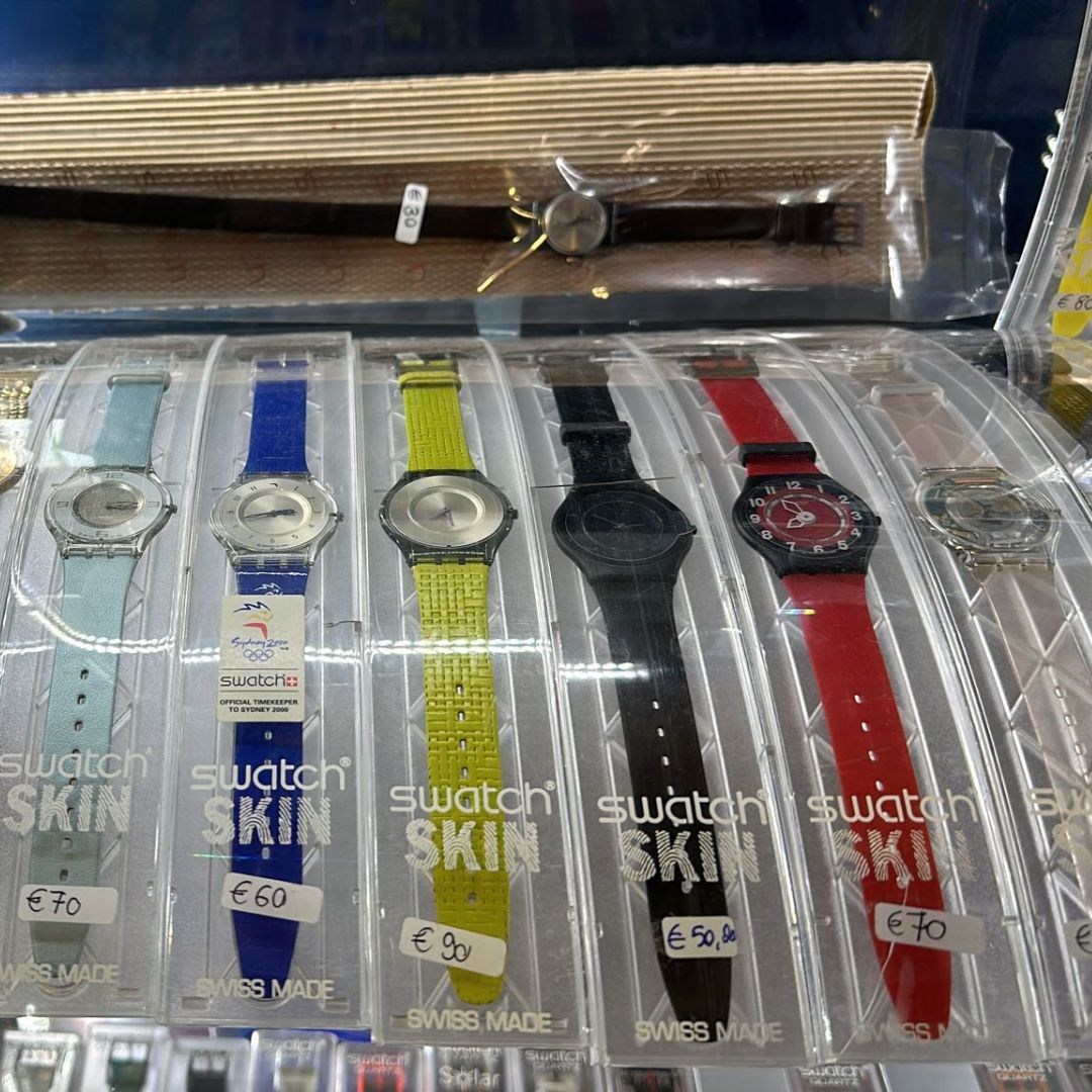  orologi swatch di mano in mano